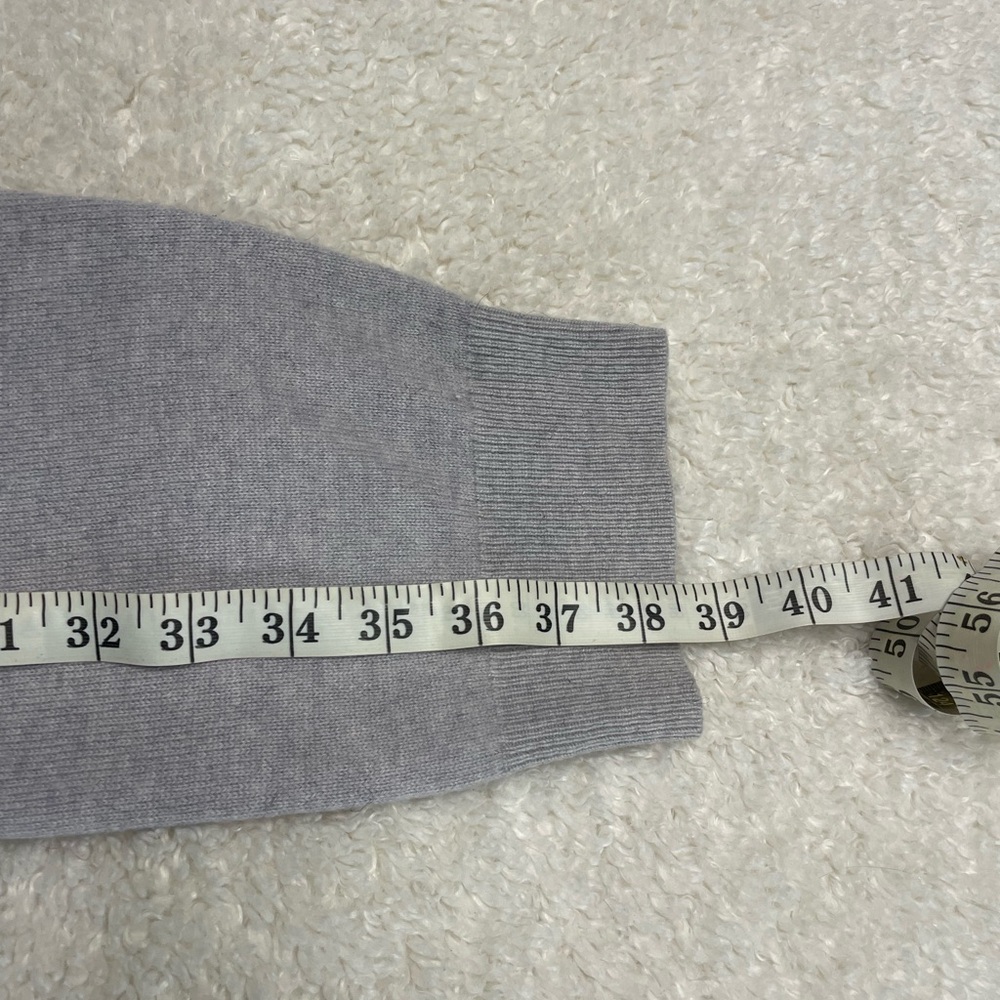 Eddie Bauer 100% cashmere Cozy Gray Hoodie and Jogger Set - Picture 11 of 16